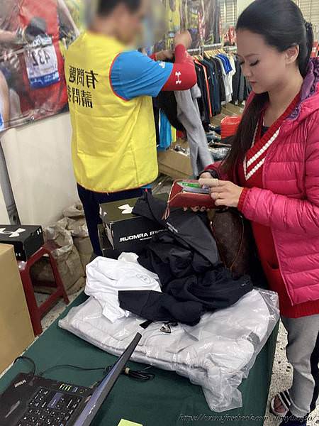 2020台北UNDER ARMOUR(UA)原廠出清特賣會42.jpg
