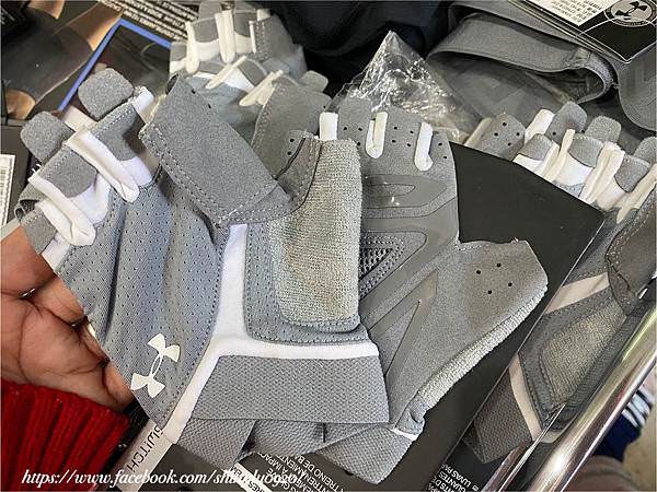 2020台北UNDER ARMOUR(UA)原廠出清特賣會38.jpg