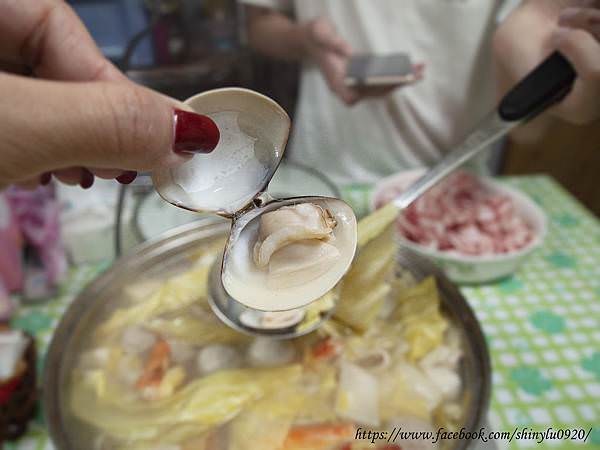 老賈小館-限量黃金組合酸菜白肉鍋12.jpg