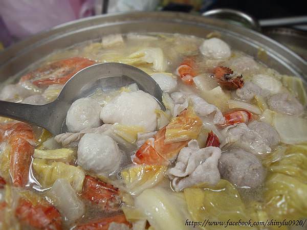老賈小館-限量黃金組合酸菜白肉鍋13.jpg