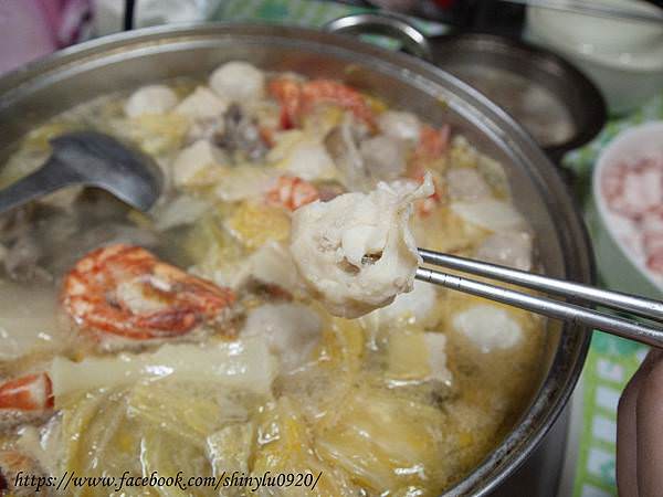 老賈小館-限量黃金組合酸菜白肉鍋14.jpg