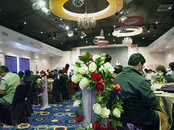 新竹龍湖婚宴會館1.jpg