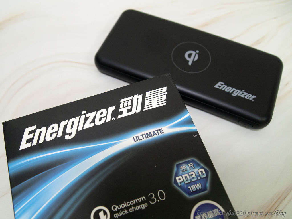 Energizer勁量QE10007PQ 10W無線快充行動電源