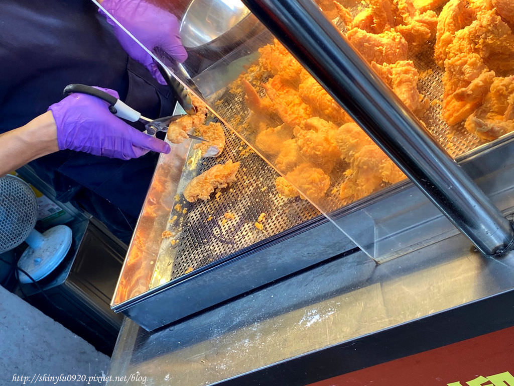 炸G行家 三重大仁店 炸雞翅10元9.jpg