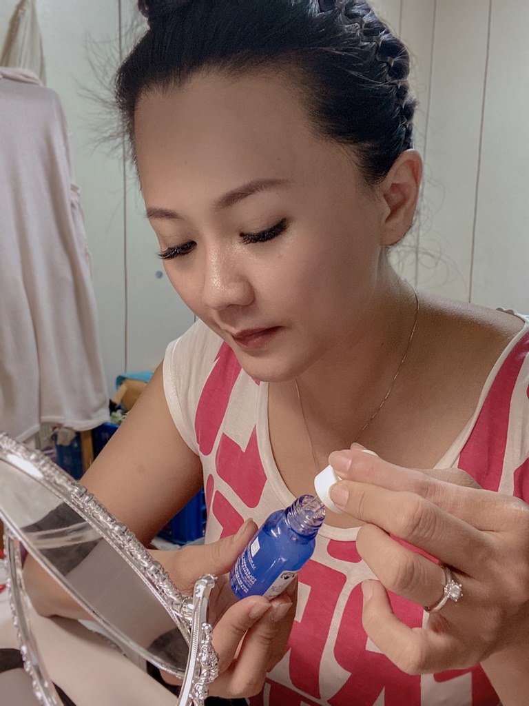理膚寶水-多容安舒緩保濕修護精華10.jpg