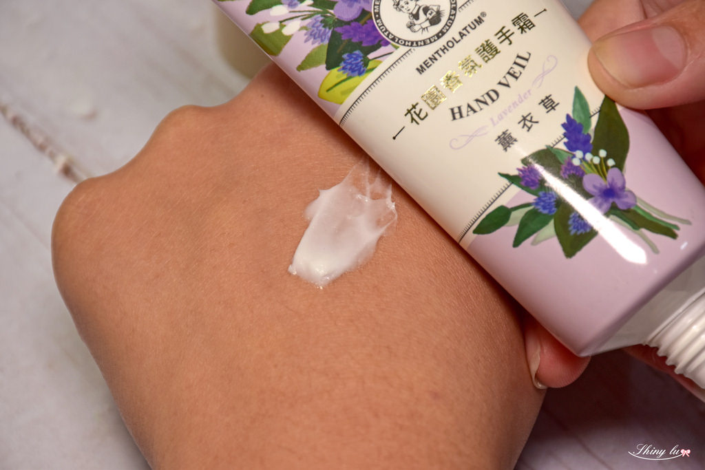 開架護手霜推薦8Mentholatum 曼秀雷敦花園香氛護手霜薰衣草-.jpg