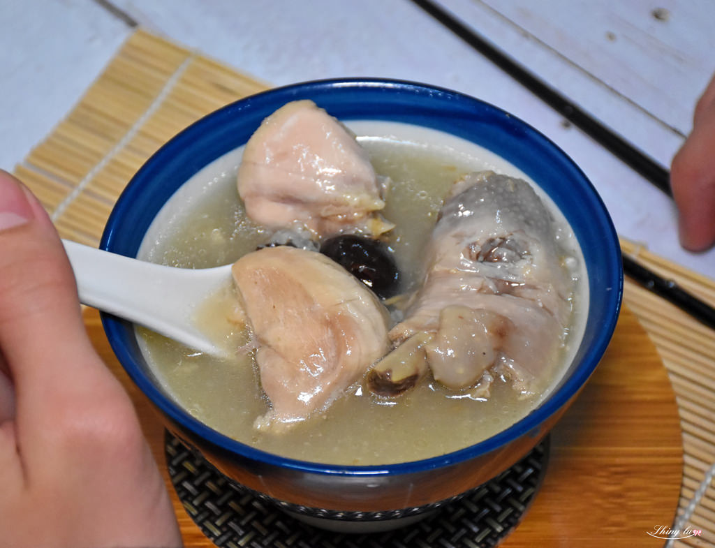 冷凍湯品推薦-ichicken艾其肯養生雞湯13.JPG