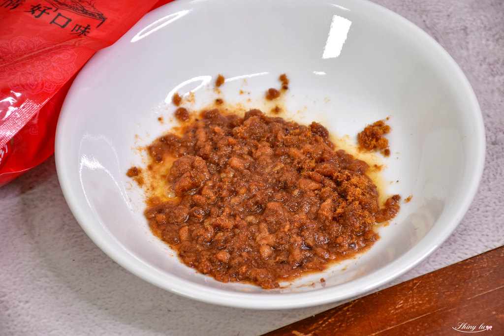 好吃肉鬆大評比40滋美珍.jpg