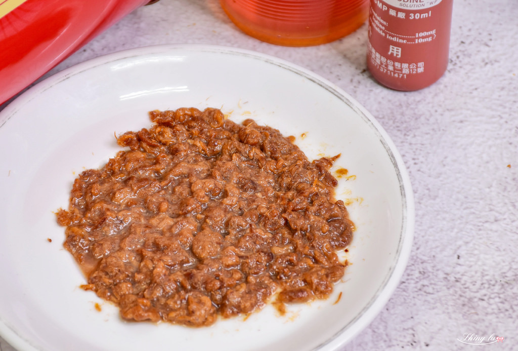 好吃肉鬆大評比15得意的一天.jpg