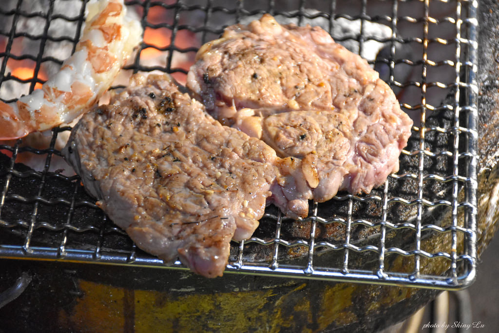 基隆海陸燒烤吃到飽推薦│胖肚肚燒肉吃到飽基隆店24厚切牛.jpg