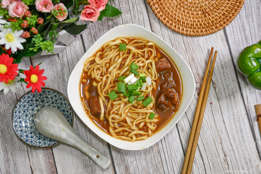 紅燒牛肉麵料理包評比6 混董創食.jpg