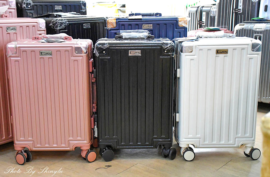 新莊行李箱日本瓷盤特賣會31