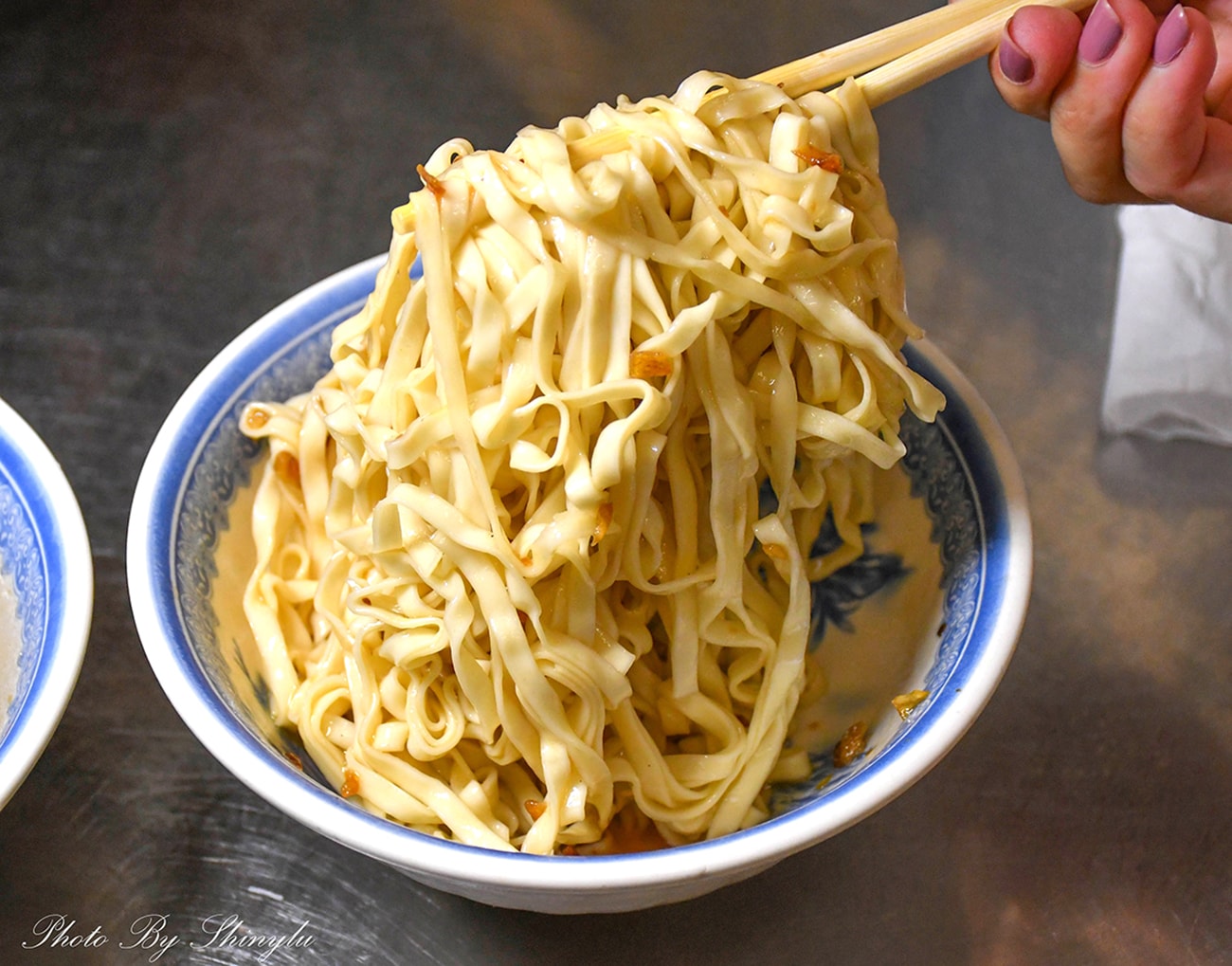 2026羅東必吃美食│14家美食小吃、冰品、早午餐│非業配真實心得 - 第13張圖 羅東小吃推薦《帝爺廟口喥咕麵》經營一甲子,排隊等到喥咕的麵店?
