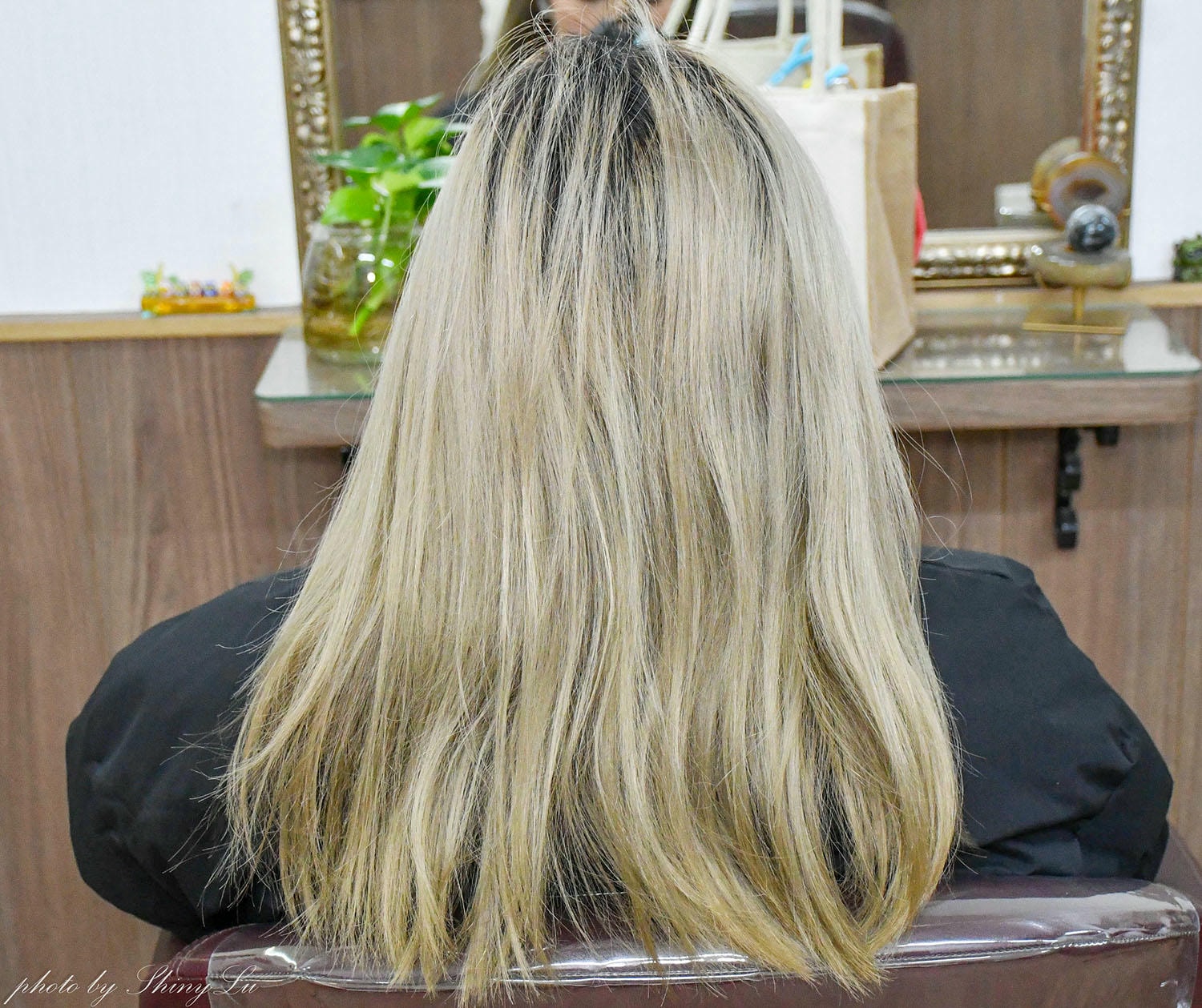 師大染髮推薦│時光角落│拯救漂髮後的毛燥感，打造曖昧迷人的質感色調