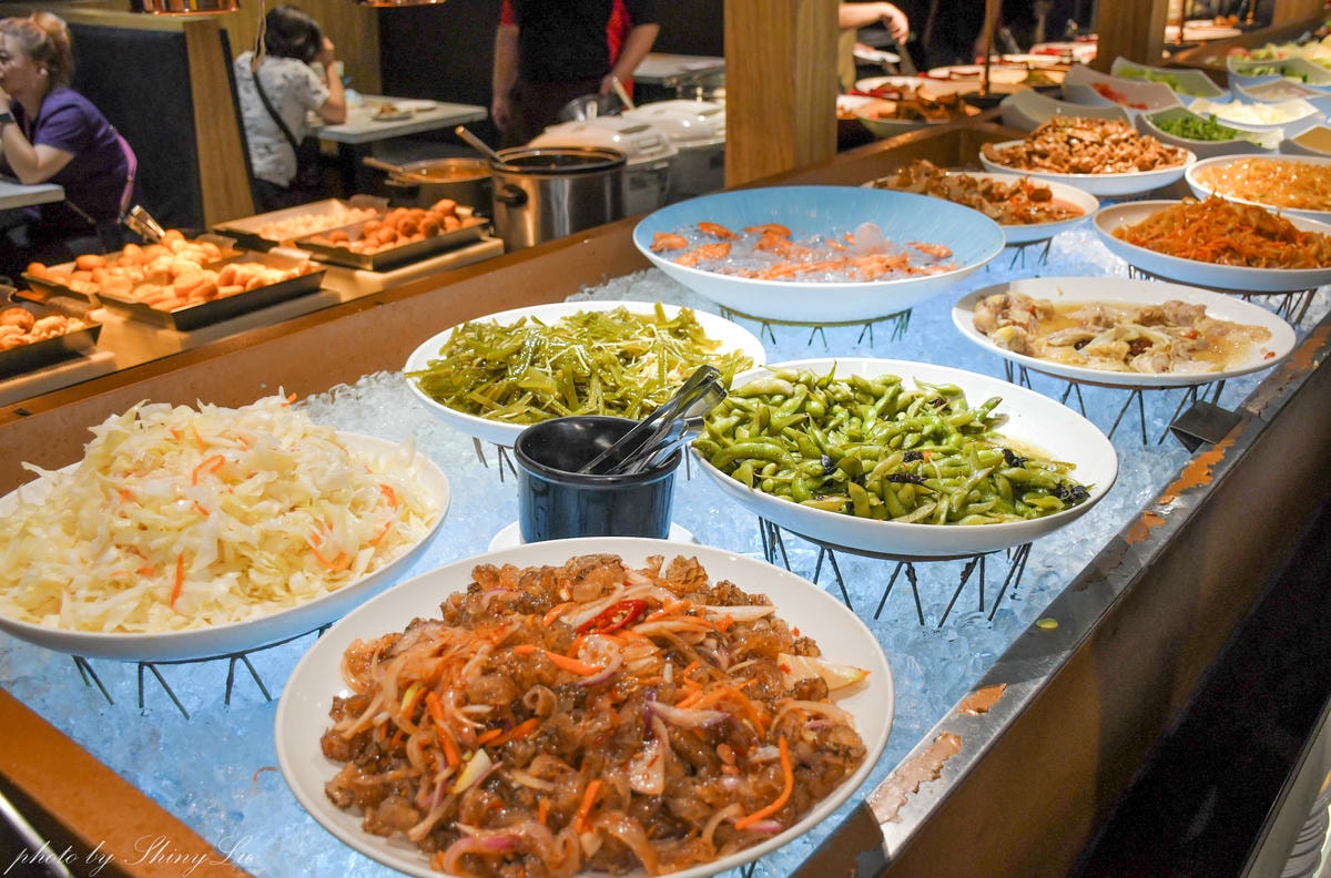 從2020年開幕到現在生意都非常好，自助吧380元起無限享用