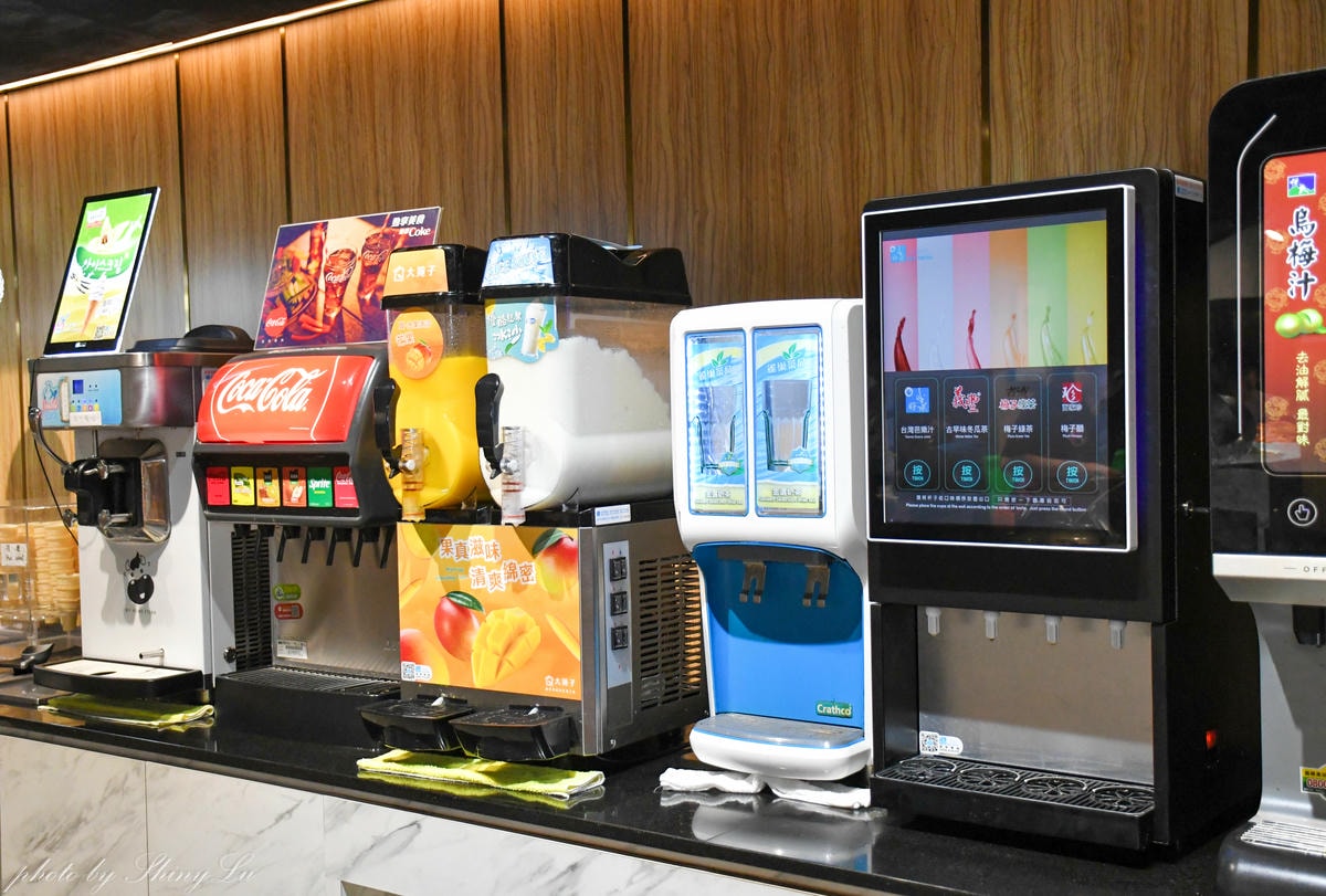 從2020年開幕到現在生意都非常好，自助吧380元起無限享用