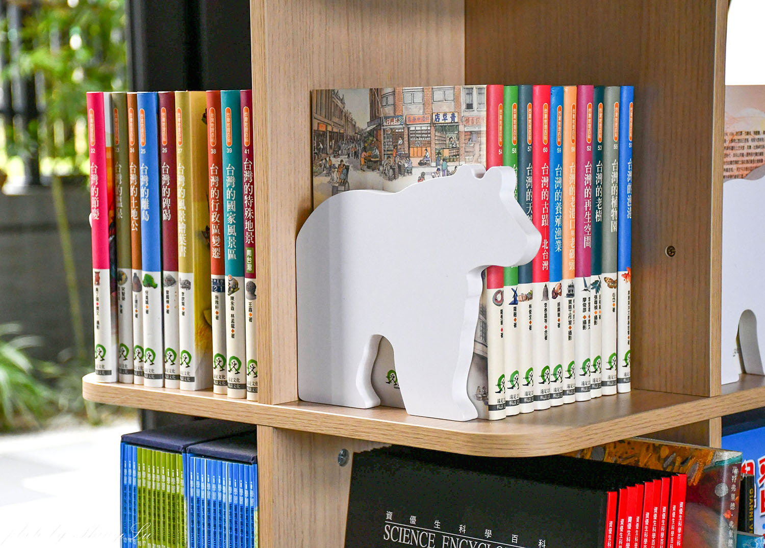 旋轉書架好用嗎【jolly小熊旋轉書櫃】早鳥限量買就送小朋友單人閱讀沙發