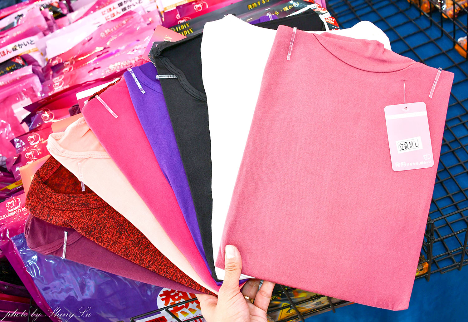 好便宜!南投家樂福,機能服飾特賣88元起,保暖衣100元,防風防潑水外套390元起《艾伯特機能服飾》 - 第11張圖