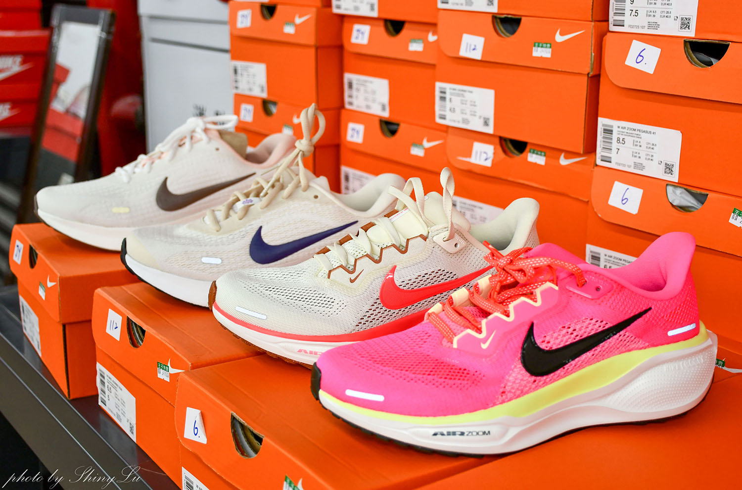 台南愛買🔥N I K E 運動鞋特賣🔥F I L A 第二雙十元🔥新款二雙 九折 - 第38張圖