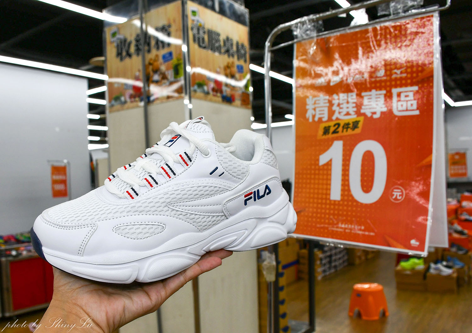 台南愛買🔥N I K E 運動鞋特賣🔥F I L A 第二雙十元🔥新款二雙 九折 - 第5張圖