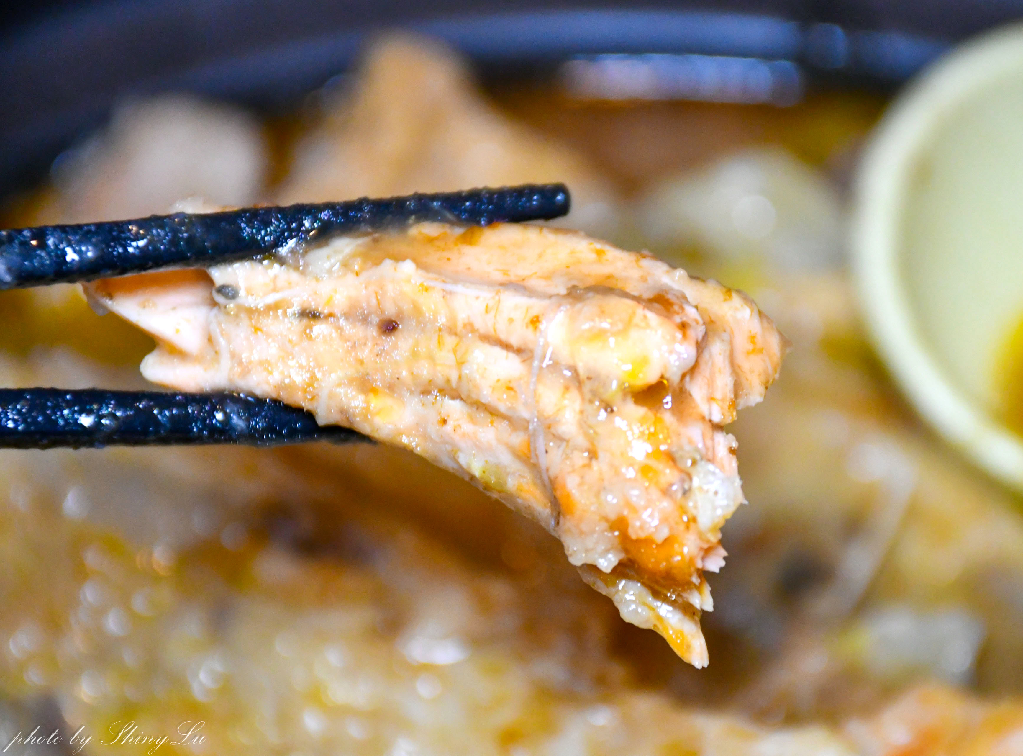 400公克魚頭肉超多!【 i3Fresh 愛上新鮮 × 吳秉承師傅 】聯名的鮮香砂鍋魚頭,怎麼可以這麼好吃 - 第7張圖 400公克魚頭肉超多!【 i3Fresh 愛上新鮮 × 吳秉承師傅 】聯名的鮮香砂鍋魚頭,怎麼可以這麼好吃