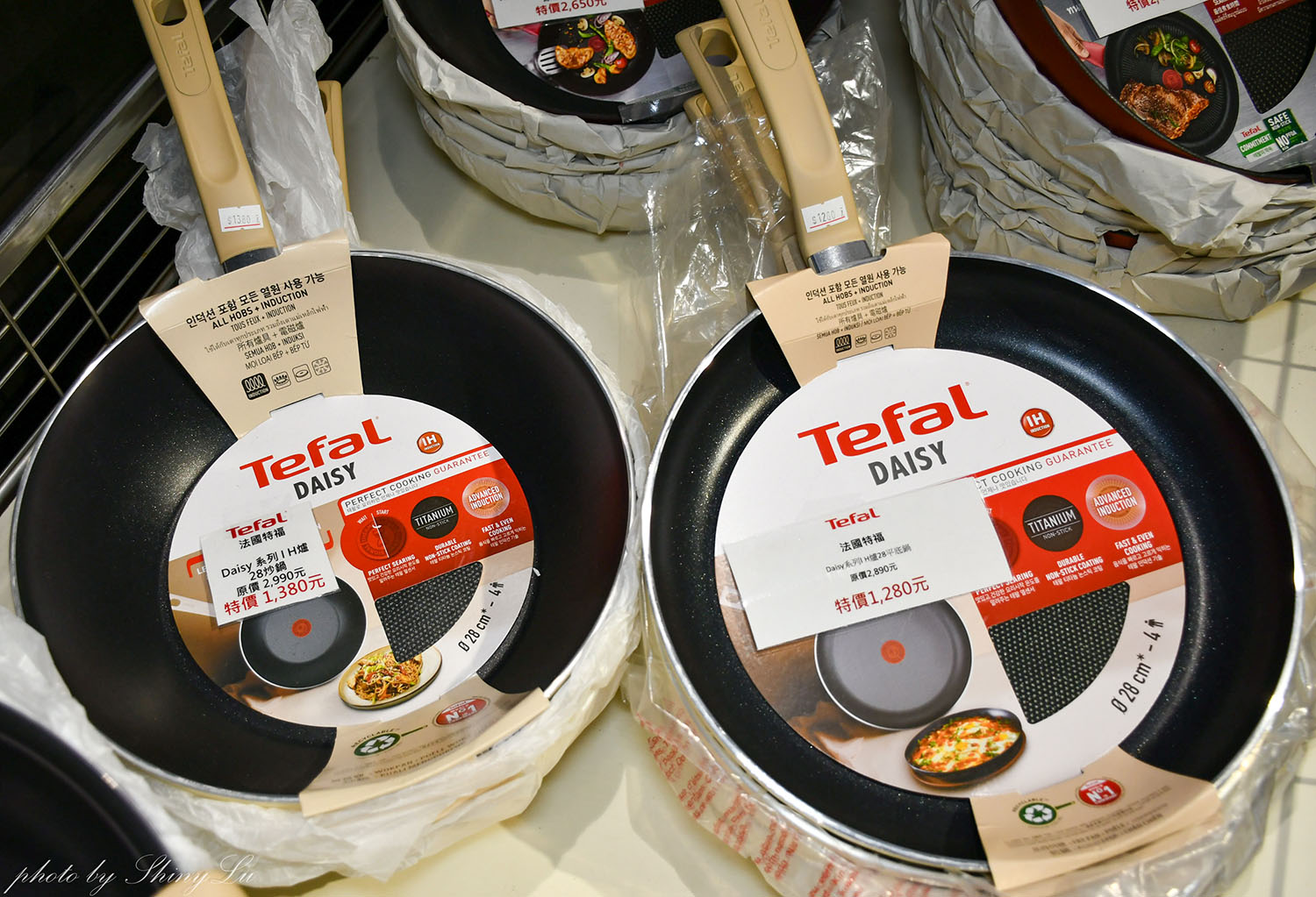 板橋環球│特福鍋具福利品三折起│SISLEY班尼頓童裝三件1000元│同場還有鉑瑞可香水/國際品牌太陽眼鏡/ME 5 精品剪具 - 第13張圖