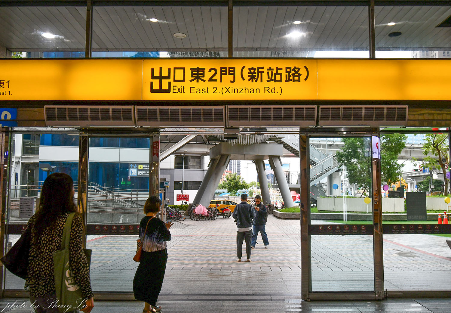 板橋環球│特福鍋具福利品三折起│SISLEY班尼頓童裝三件1000元│同場還有鉑瑞可香水/國際品牌太陽眼鏡/ME 5 精品剪具 - 第3張圖