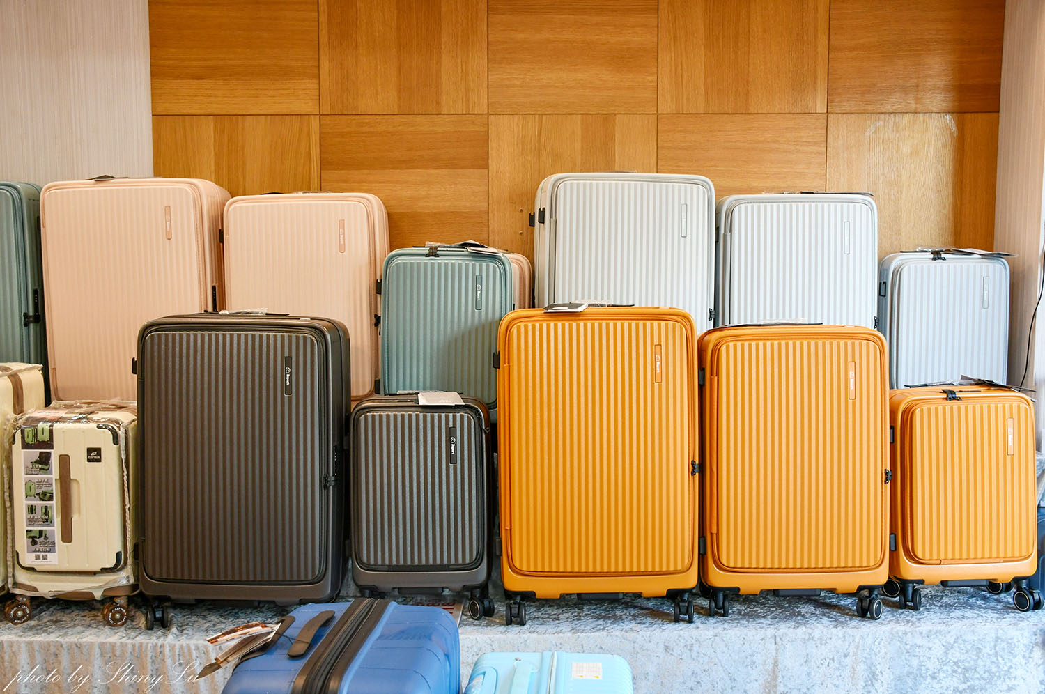 林口龜山特賣會,行李箱/登機箱990元起!消費滿額還送旅行拉桿包,上掀式/鋁框箱/前開箱/通通都有,享一年保固終身為修 - 第18張圖