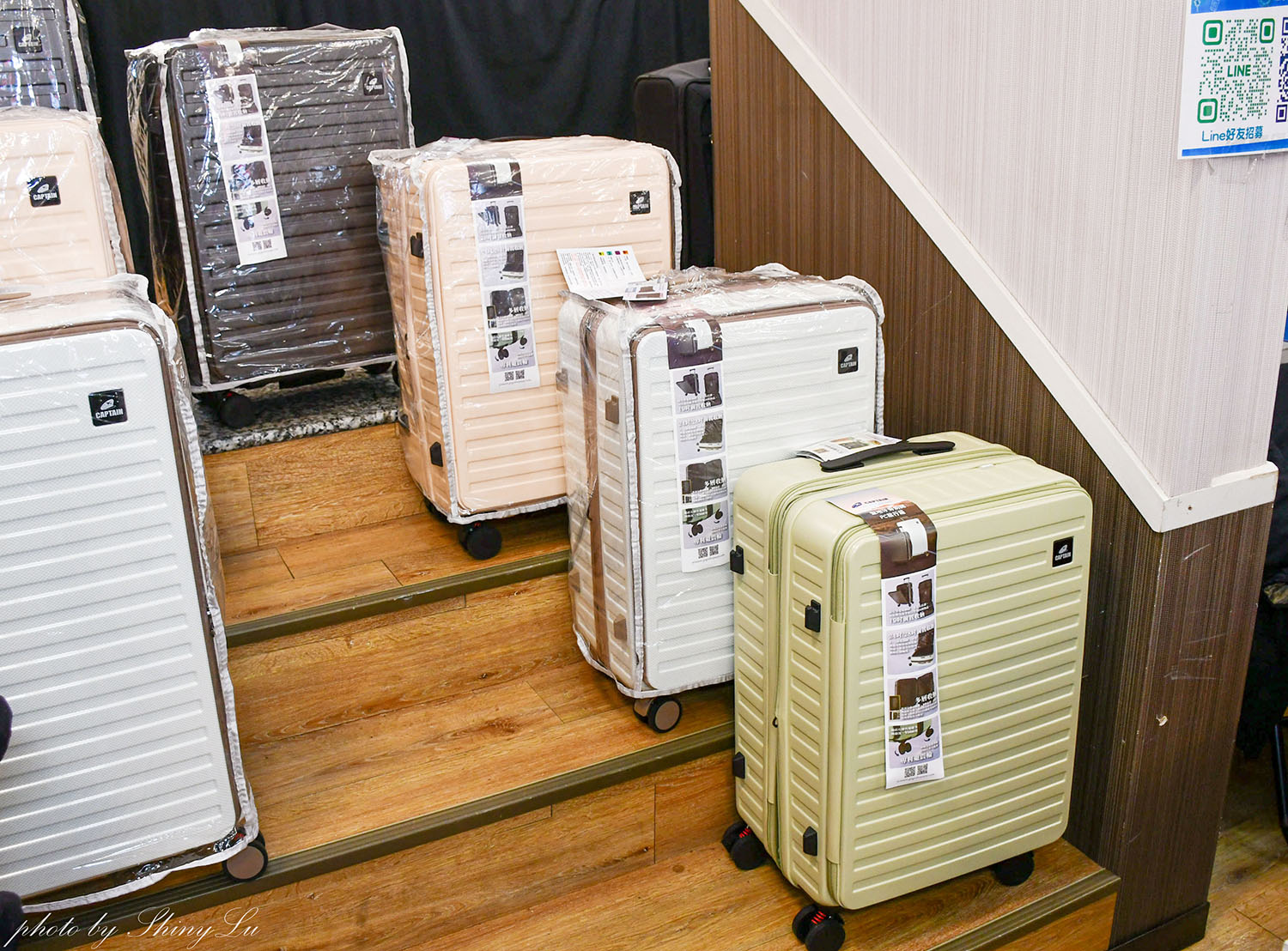 林口龜山特賣會,行李箱/登機箱990元起!消費滿額還送旅行拉桿包,上掀式/鋁框箱/前開箱/通通都有,享一年保固終身為修 - 第26張圖