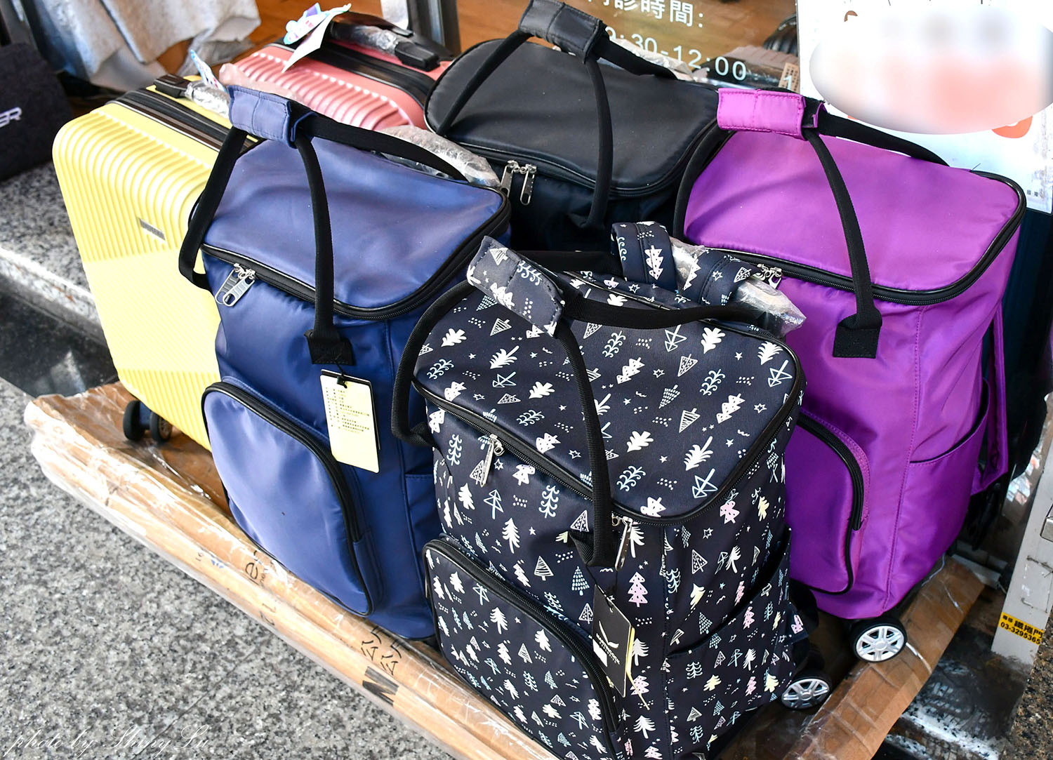 林口龜山特賣會,行李箱/登機箱990元起!消費滿額還送旅行拉桿包,上掀式/鋁框箱/前開箱/通通都有,享一年保固終身為修 - 第45張圖