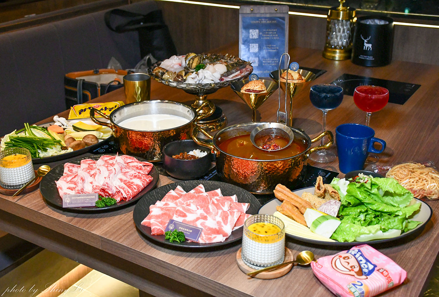 金蒔鍋物青埔旗艦店│餐酒館風格超美│還有蔬食自助吧吃到飽│青埔最美的餐酒館風格火鍋店 - 第2張圖