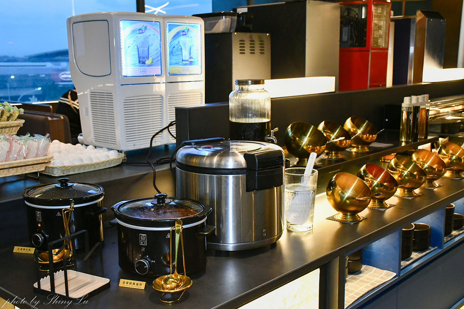 金蒔鍋物青埔旗艦店│餐酒館風格超美│還有蔬食自助吧吃到飽│青埔最美的餐酒館風格火鍋店 - 第12張圖