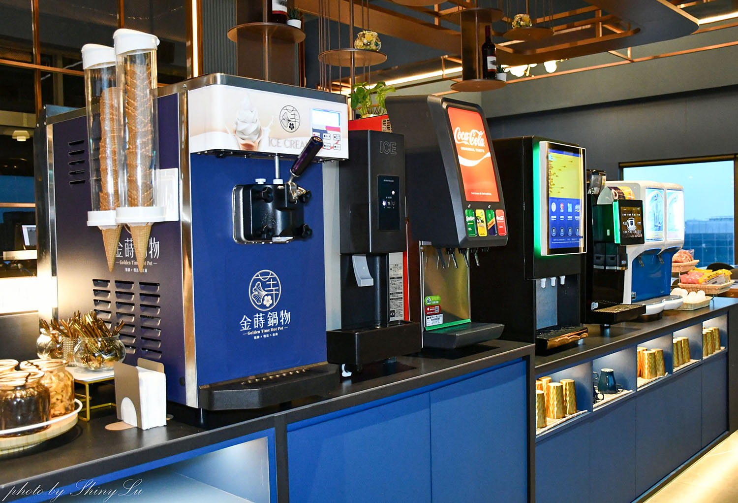 金蒔鍋物青埔旗艦店│餐酒館風格超美│還有蔬食自助吧吃到飽│青埔最美的餐酒館風格火鍋店 - 第15張圖