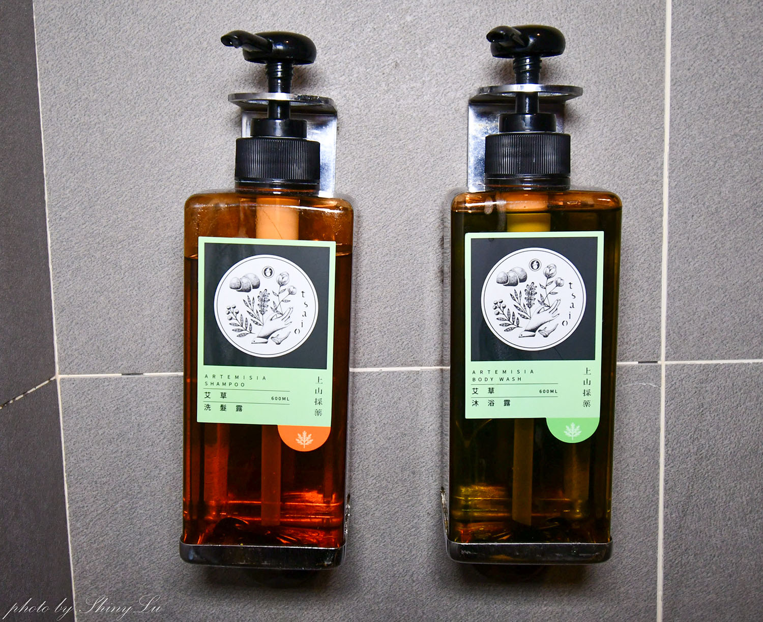 台中中區便宜住宿《一中宿喜》雙人房/元千元有找，很乾淨還有獨立陽台