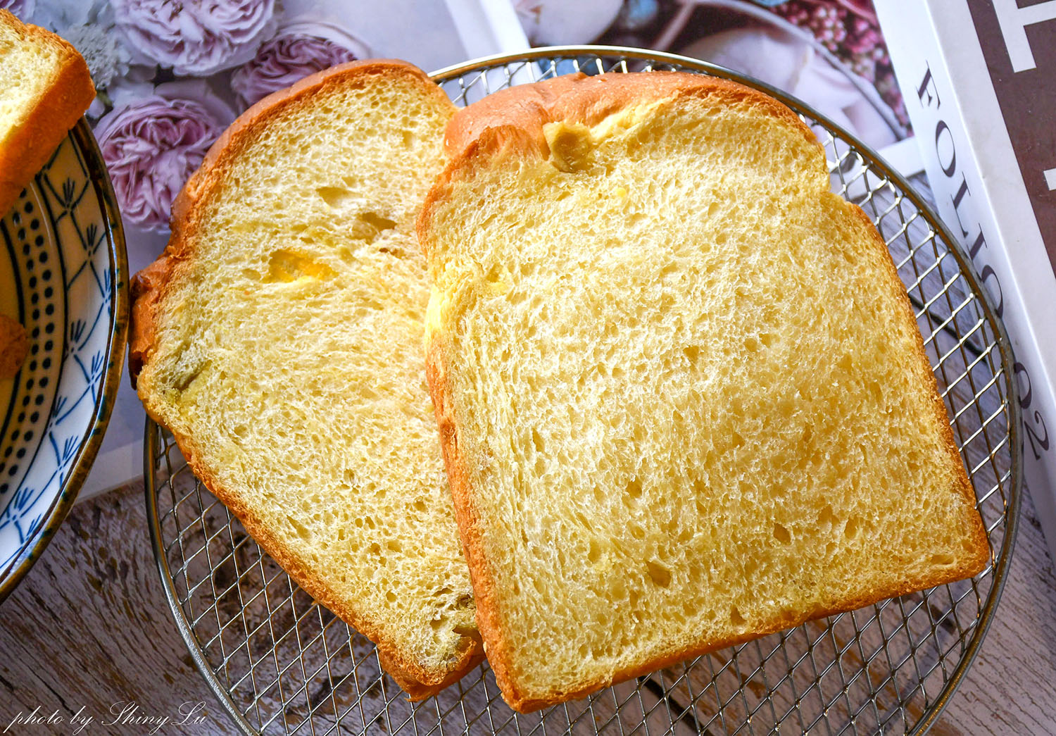 三重吐司推薦《賴董土司》每日限定口味出爐,韓式蒜蒜吐司/招牌皇冠超好吃 - 第21張圖 三重吐司推薦《賴董土司》每日限定口味出爐,韓式蒜蒜吐司/招牌皇冠超好吃