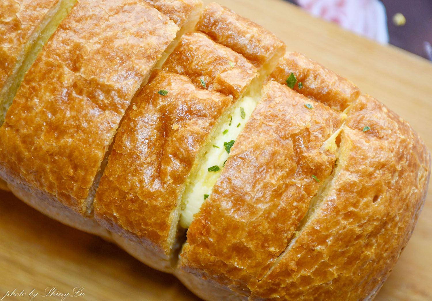 三重吐司推薦《賴董土司》每日限定口味出爐,韓式蒜蒜吐司/招牌皇冠超好吃 - 第31張圖 三重吐司推薦《賴董土司》每日限定口味出爐,韓式蒜蒜吐司/招牌皇冠超好吃