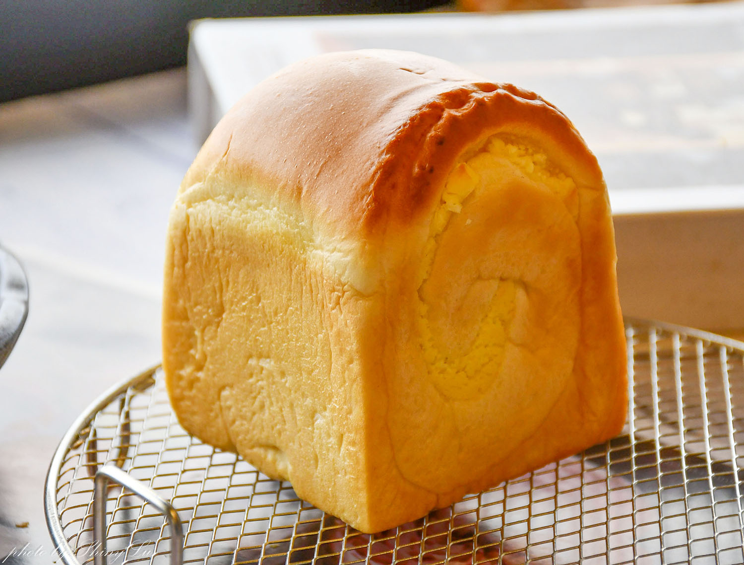 三重吐司推薦《賴董土司》每日限定口味出爐,韓式蒜蒜吐司/招牌皇冠超好吃 - 第34張圖 三重吐司推薦《賴董土司》每日限定口味出爐,韓式蒜蒜吐司/招牌皇冠超好吃