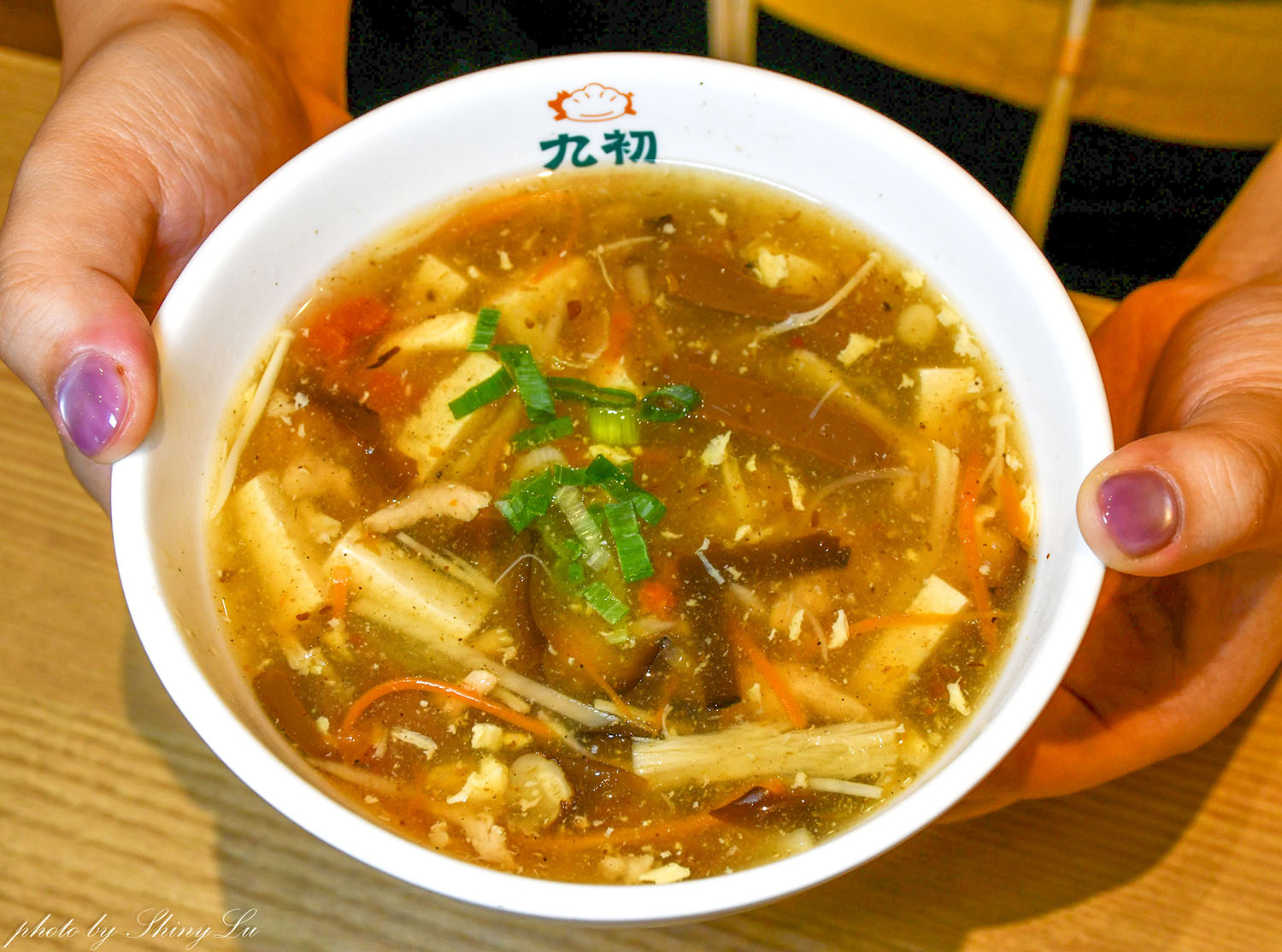 林口長庚A8美食,九初流心脆皮煎餃長庚復興店,酸辣湯才是必點 - 第5張圖 林口長庚A8美食,九初流心脆皮煎餃長庚復興店,酸辣湯才是必點