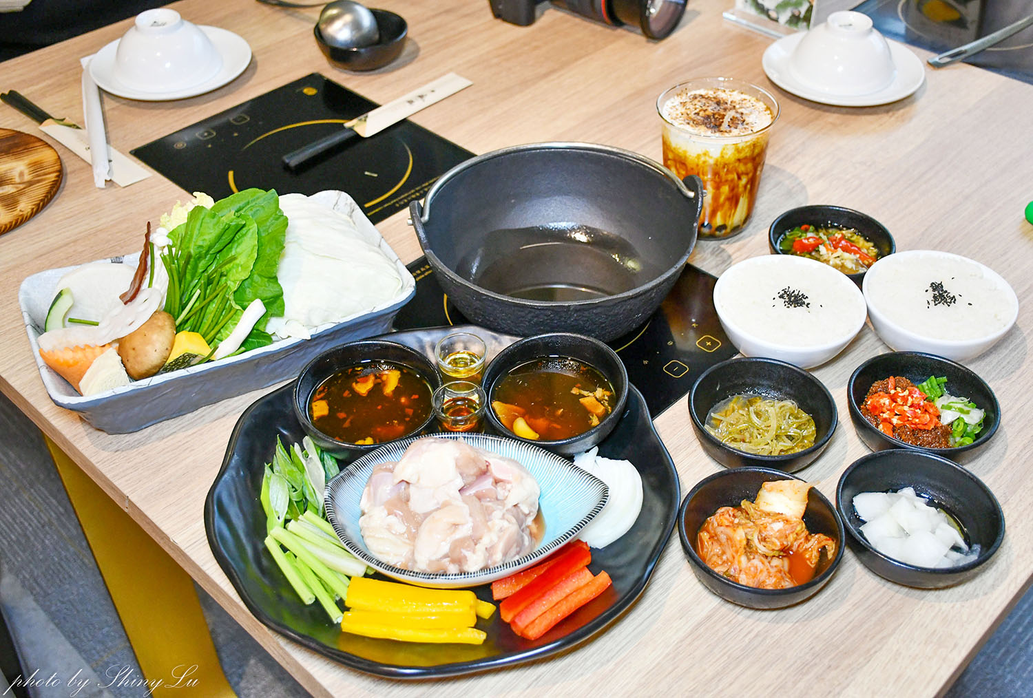 板橋環球火鍋推薦《瘋一鍋飲茶鍋物》麻油花雕雞鍋/桌邊爆炒 - 第5張圖 板橋環球火鍋推薦《瘋一鍋飲茶鍋物》麻油花雕雞鍋/桌邊爆炒