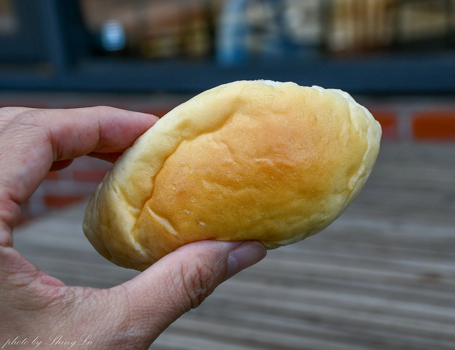 隱身中壢民宅的麵包工廠「人人麵包專業烘焙」奶油餐包1個四元超好吃 - 第10張圖 隱身中壢民宅的麵包工廠「人人麵包專業烘焙」奶油餐包1個四元超好吃