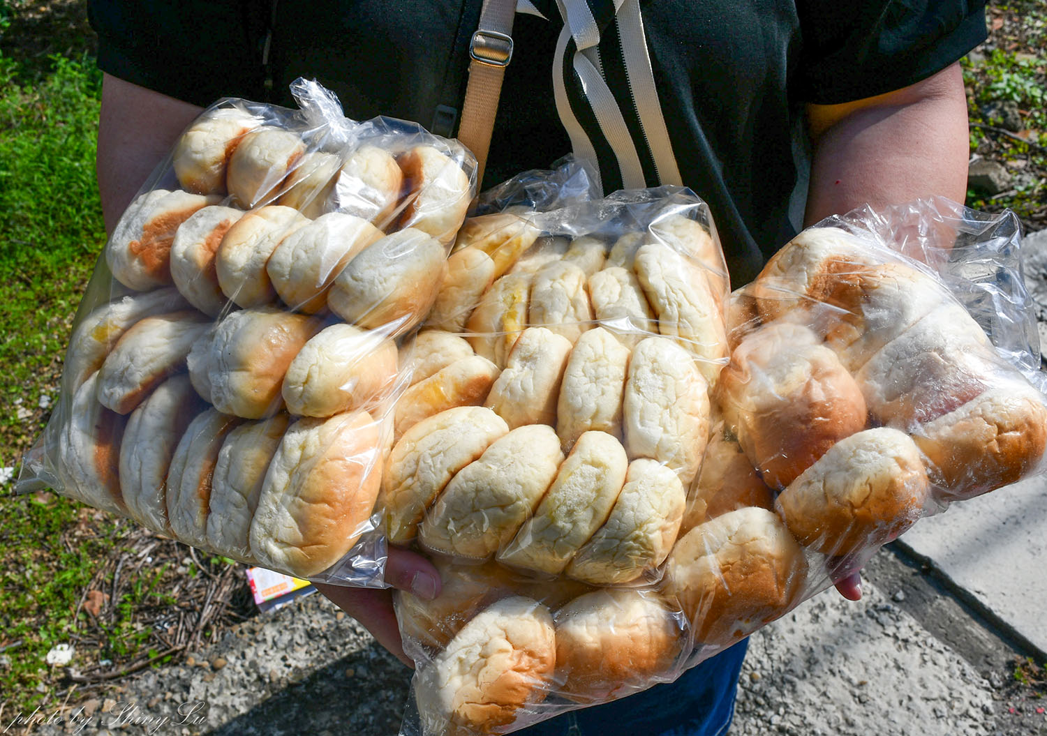 隱身中壢民宅的麵包工廠「人人麵包專業烘焙」奶油餐包1個四元超好吃 - 第8張圖 隱身中壢民宅的麵包工廠「人人麵包專業烘焙」奶油餐包1個四元超好吃