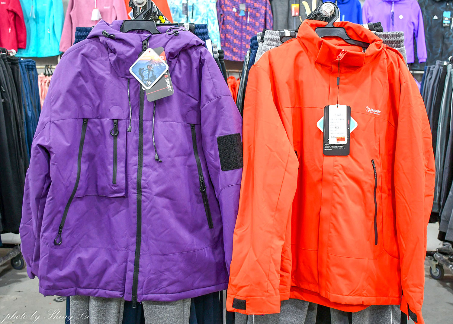 好便宜!金山機能服飾特賣,保暖衣88元,機能外套三件1000元起!風雪狼外套只要590元《艾伯特機能服飾》 - 第28張圖