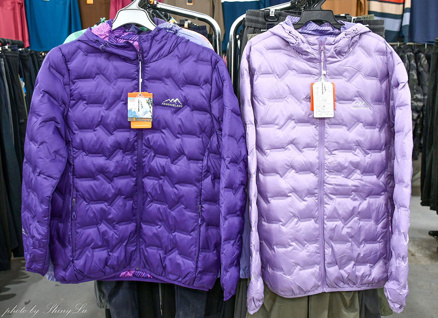 好便宜!金山機能服飾特賣,保暖衣88元,機能外套三件1000元起!風雪狼外套只要590元《艾伯特機能服飾》 - 第32張圖