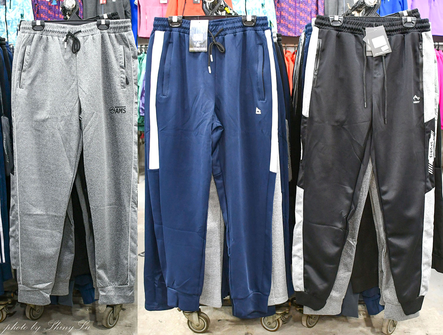 好便宜!金山機能服飾特賣,保暖衣88元,機能外套三件1000元起!風雪狼外套只要590元《艾伯特機能服飾》 - 第42張圖