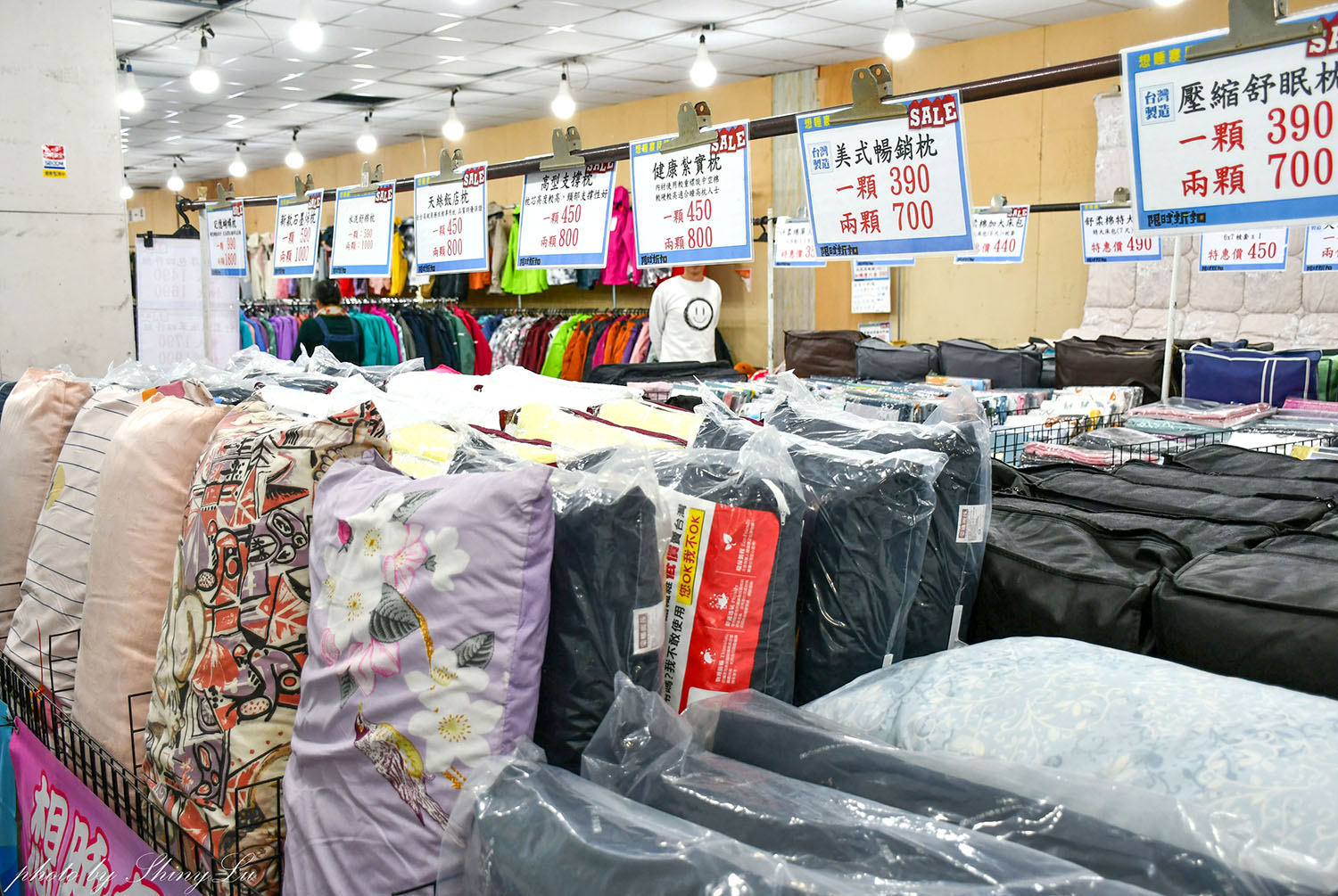 好便宜!金山機能服飾特賣,保暖衣88元,機能外套三件1000元起!風雪狼外套只要590元《艾伯特機能服飾》 - 第56張圖