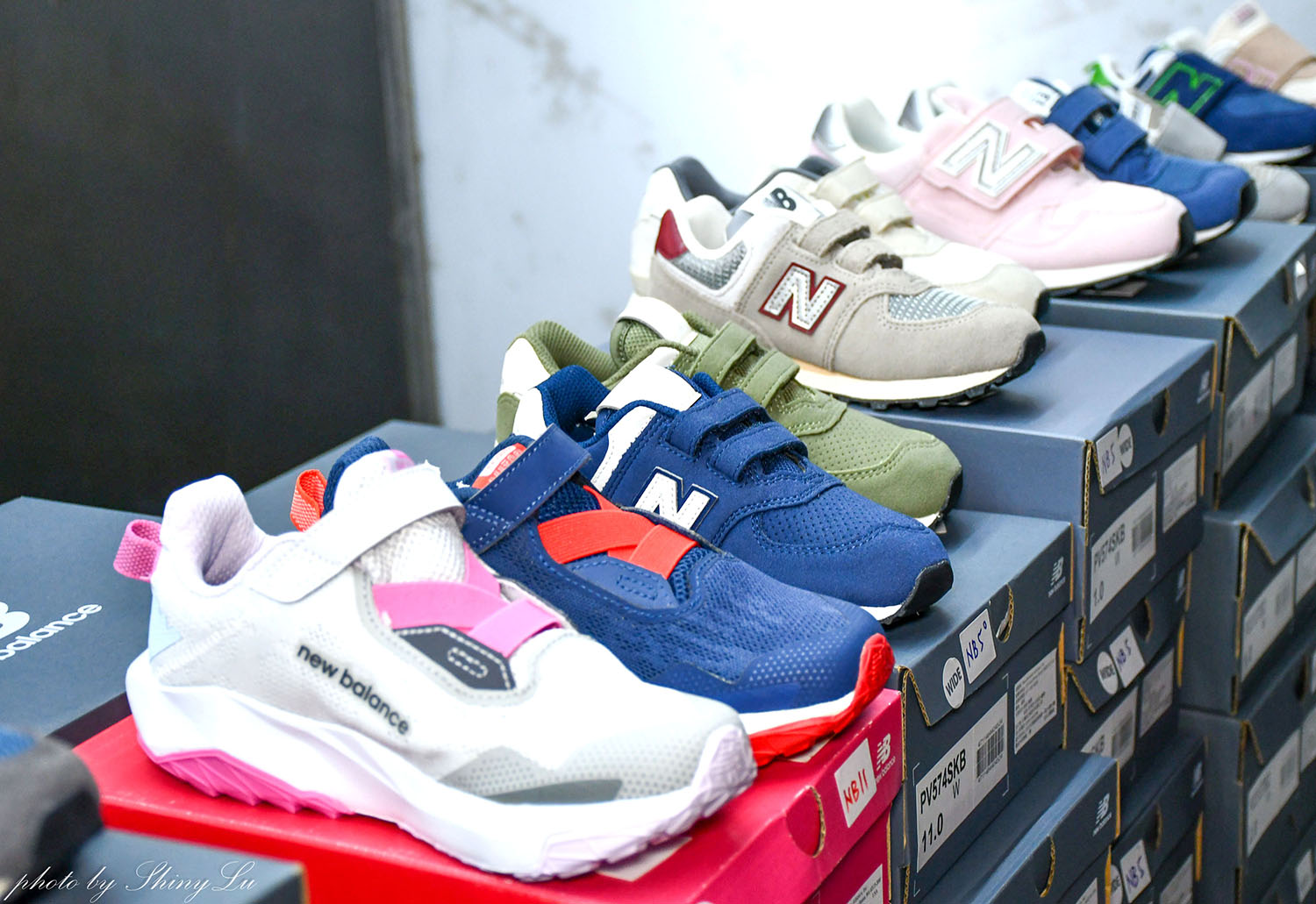 天母《詹士運動用品週年慶》足球鞋/足球釘鞋outlet出清二雙2000起 - 第23張圖