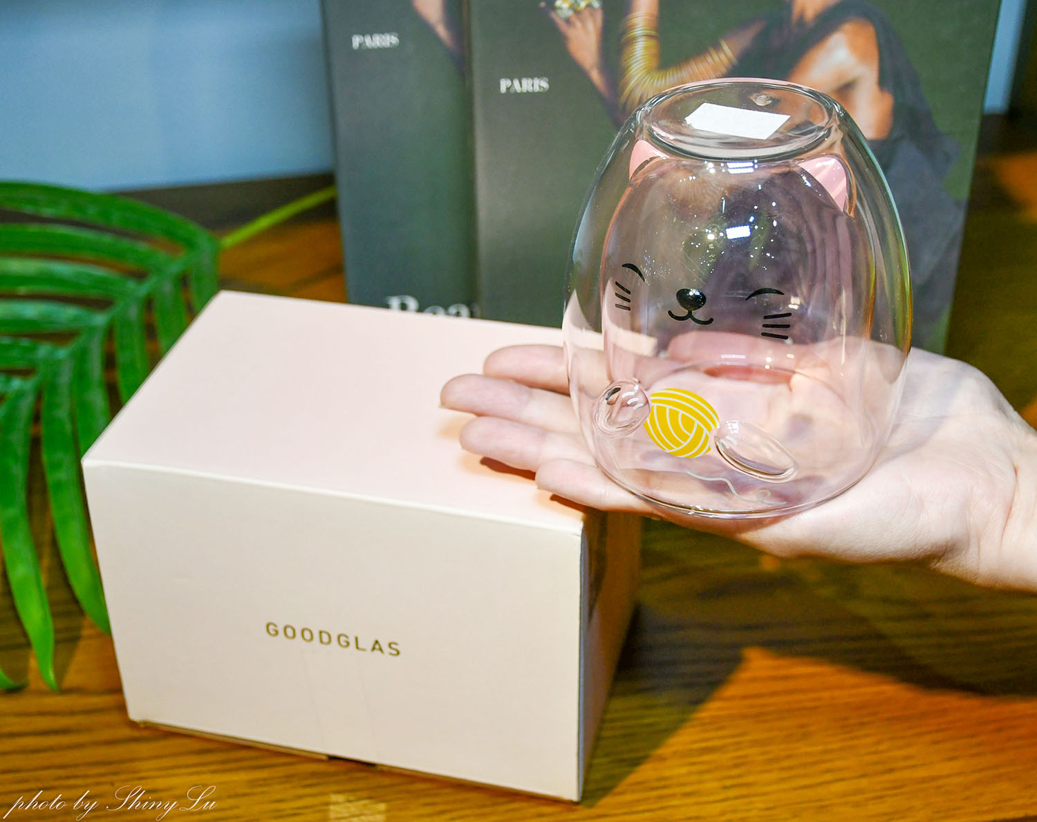 iFG遠雄廣場《貝翠絲寢具》開館慶 v.s 生活工場outlet特賣，天絲床包枕套組二組1800元，泰國乳膠枕1388買一送一