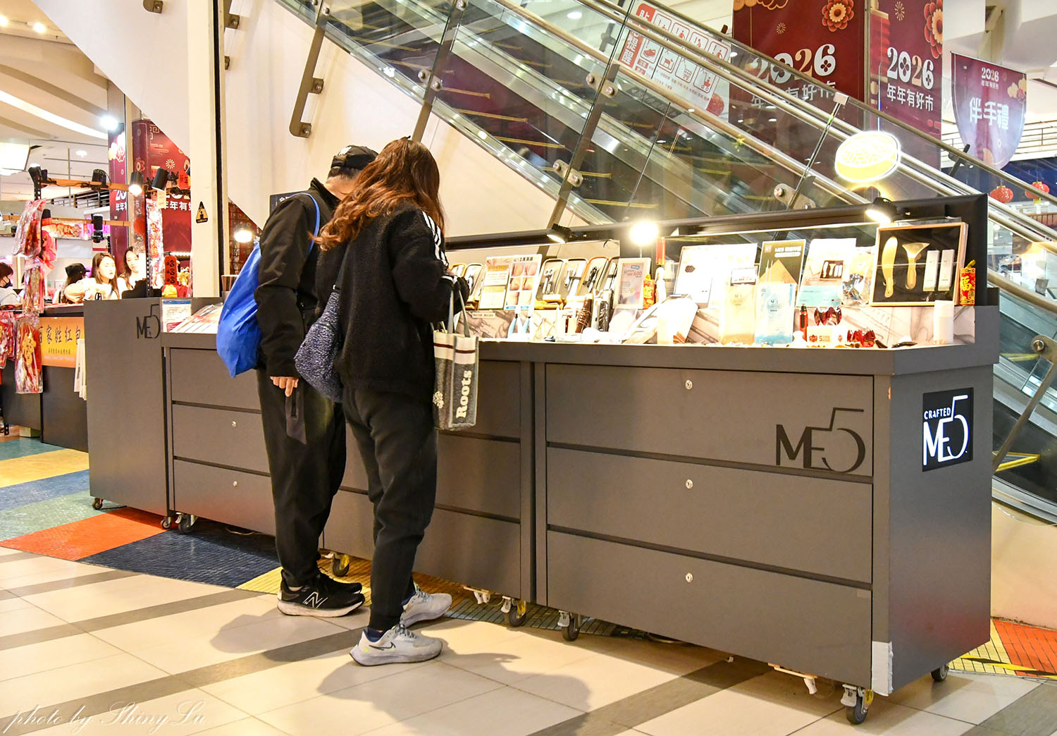 中和環球年年有好市！超強新春市集！特福鍋具福利品百元價起！同場還有歌林/義大利珈樂堤家電，ME5精品剪具 ，初菜·小菜良伴快閃特賣