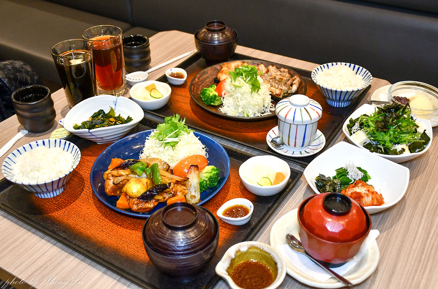 中和環球年年有好市！超強新春市集！特福鍋具福利品百元價起！同場還有歌林/義大利珈樂堤家電，ME5精品剪具 ，初菜·小菜良伴快閃特賣