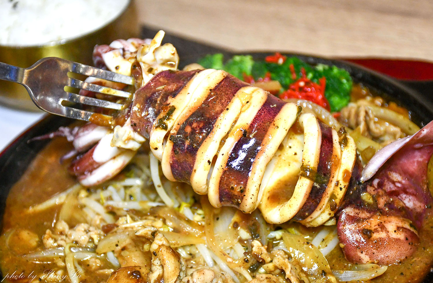 中和環球年年有好市！超強新春市集！特福鍋具福利品百元價起！同場還有歌林/義大利珈樂堤家電，ME5精品剪具 ，初菜·小菜良伴快閃特賣